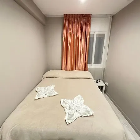 Bed & Breakfast Plaza Serra Barcelona